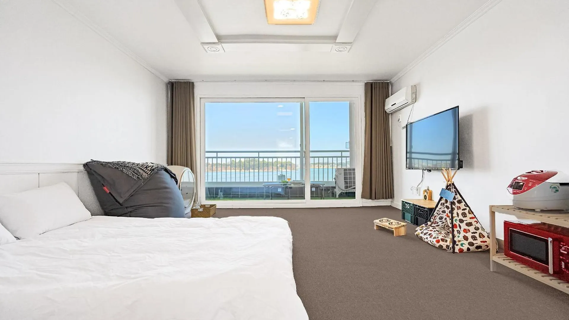 Youngheungdo Glamdog Pet Friendly Incheon Guest house