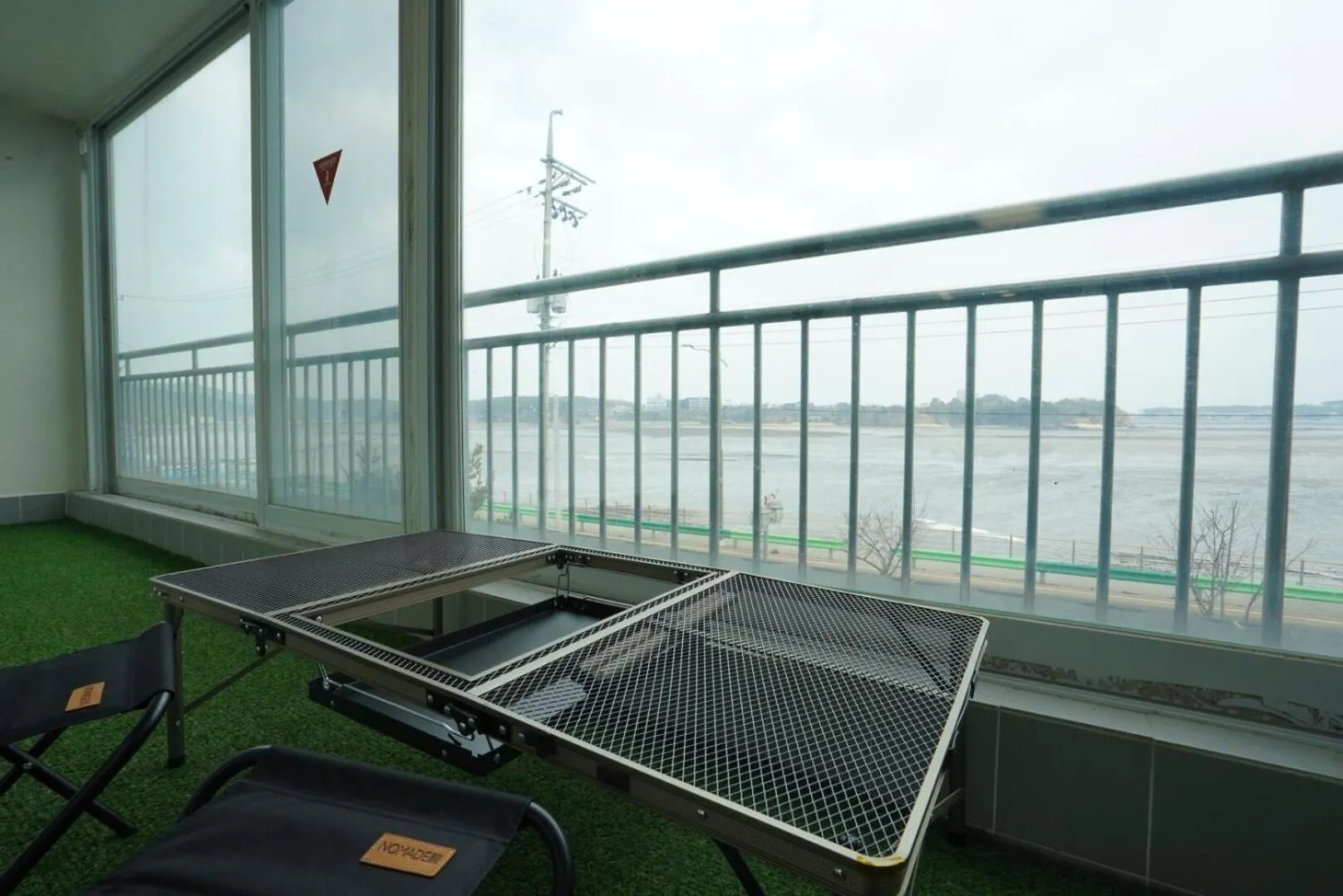 Youngheungdo Glamdog Pet Friendly Yeongheung 4*, Incheon