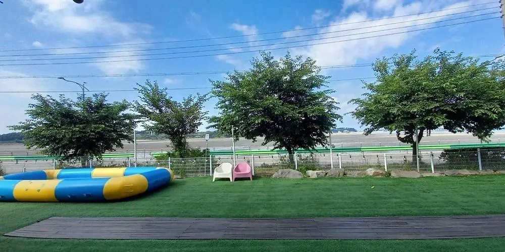 אינצ'ון Youngheungdo Glamdog Pet Friendly בית הארחה